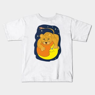 lion on the moon Kids T-Shirt